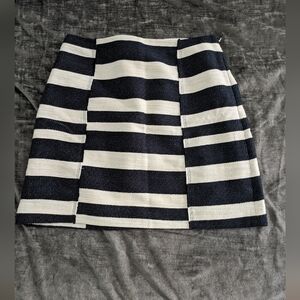 size 10 LOFT skirt